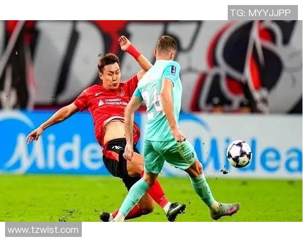 FC首尔迎战全南天龙争夺胜利两队实力对决引发球迷热议 FC首尔迎战全南天龙争夺胜利两队实力对决引发球迷热议