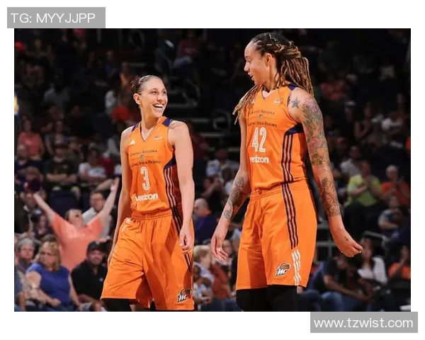 WNBA天猫队与水星队激战正酣谁能在这场对决中笑到最后